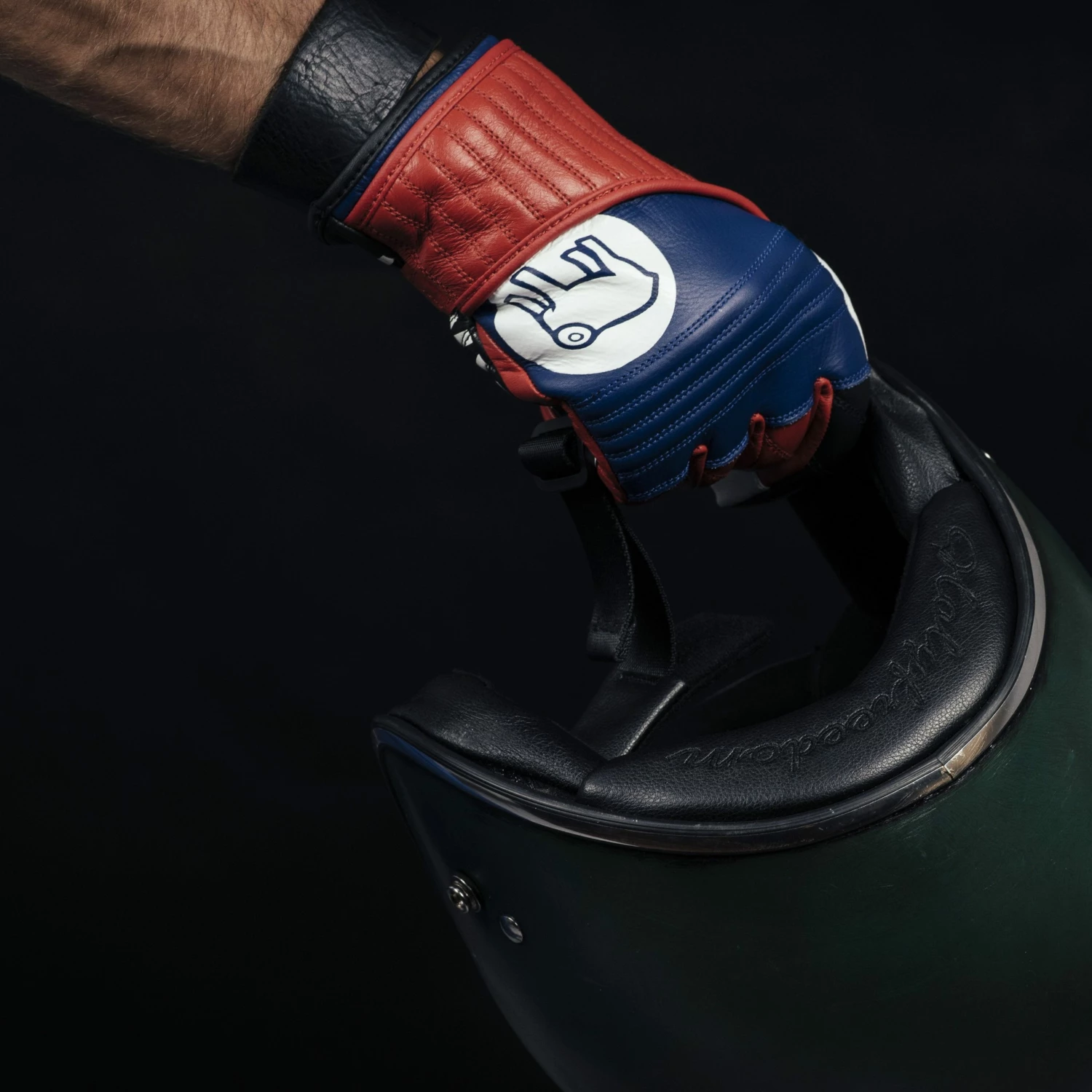 Holy Freedom Flat Track Gloves 4 Holy Freedom Flat Track Gloves