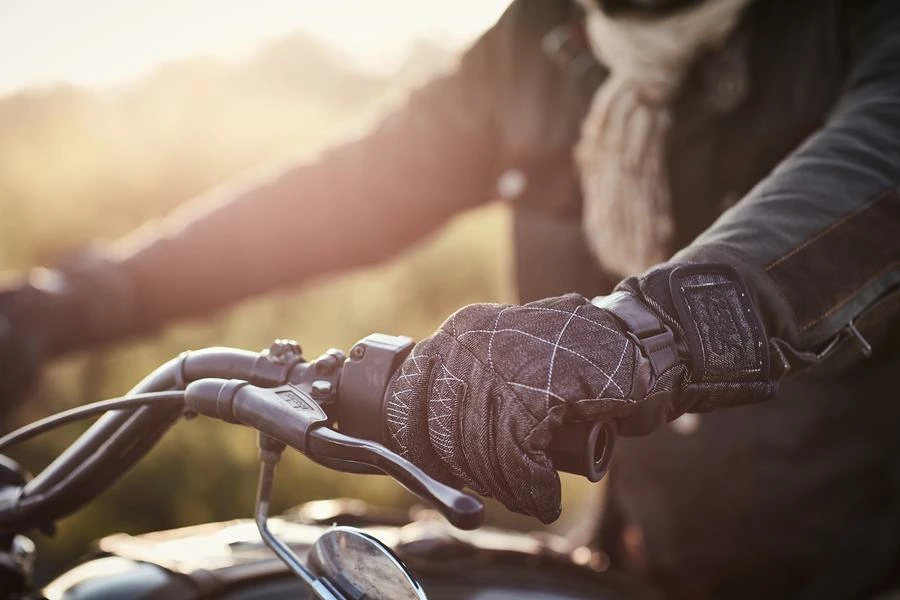 FUEL MOTORCYCLES FUEL - 'Storm' Glove - Black 6 FUEL MOTORCYCLES FUEL - 'Storm' Glove - Black