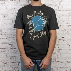 Age Of Glory Race Pirates T-Shirt - Washed Black